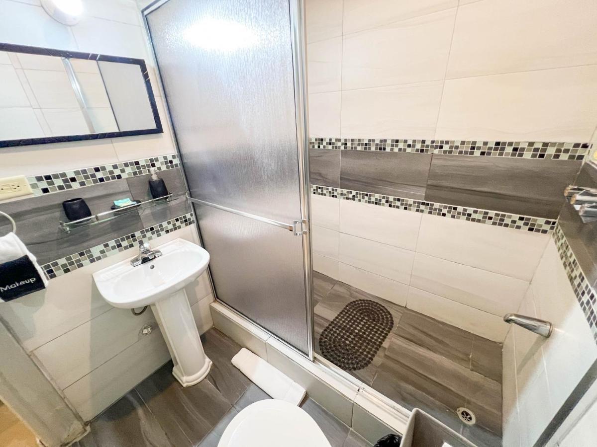 Stacys Place #4 Studio Apartment Port of Spain Exteriör bild