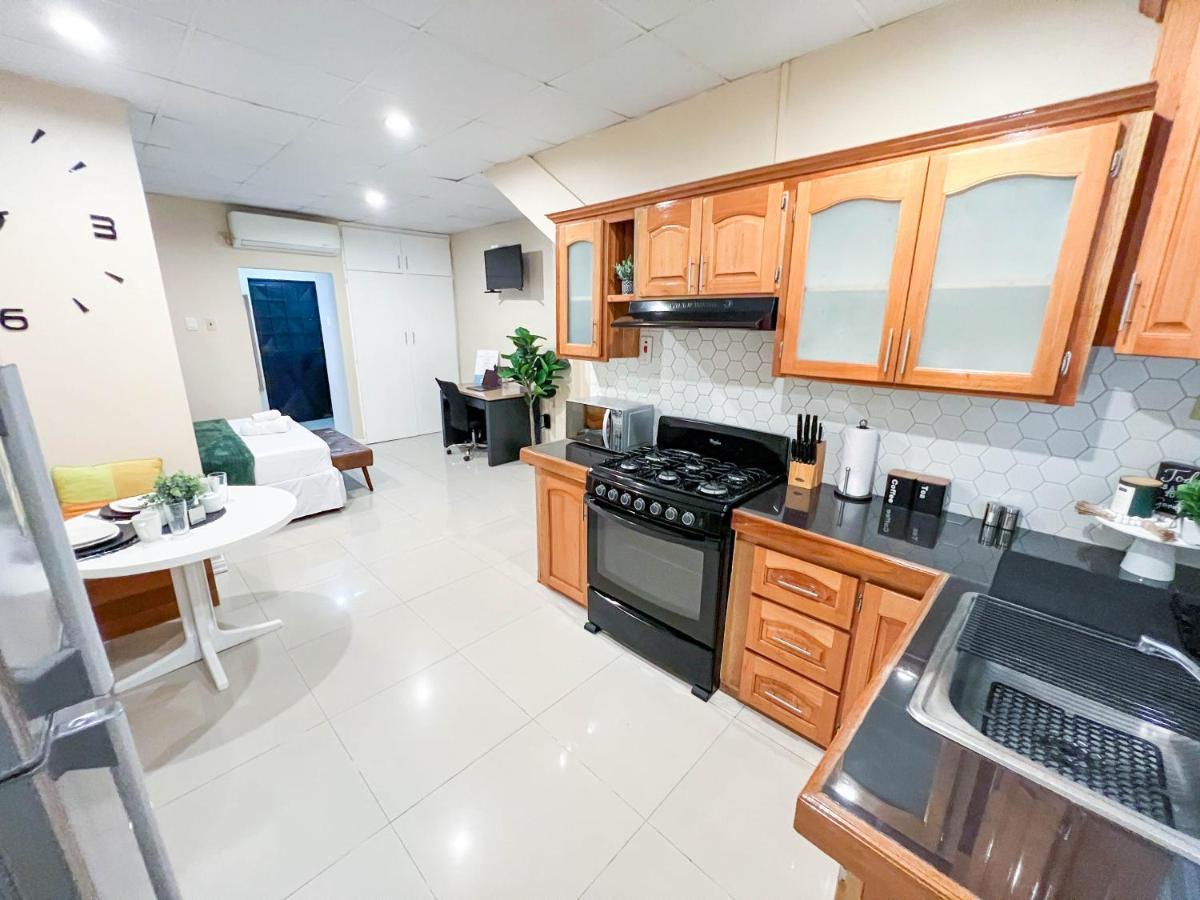 Stacys Place #4 Studio Apartment Port of Spain Exteriör bild